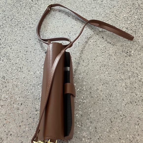 Women’s brown purse - Picture 2 of 5